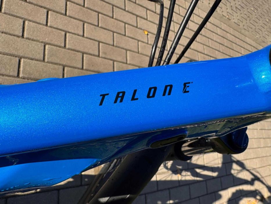 Rower elektryczny Giant Talone E