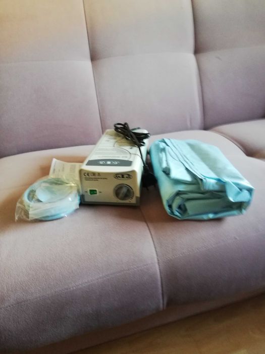 nowy matrac anty odleżynowy z pompką