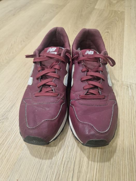 Sapatilhas bordo new balance tamanho 45
