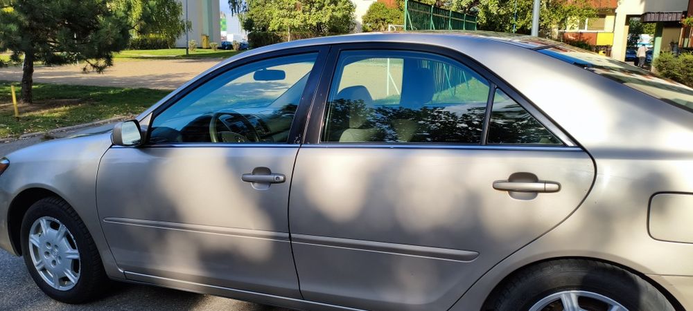 Toyota camry 2,4 LE 2005 16 V