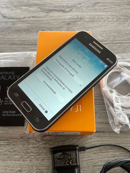 Samsung Galaxy J1 Dual SIM