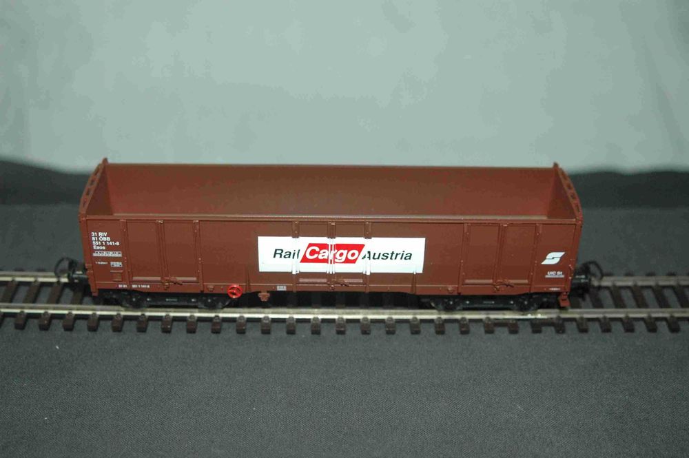 Vagão aberto com 8 rodas PIKO HO