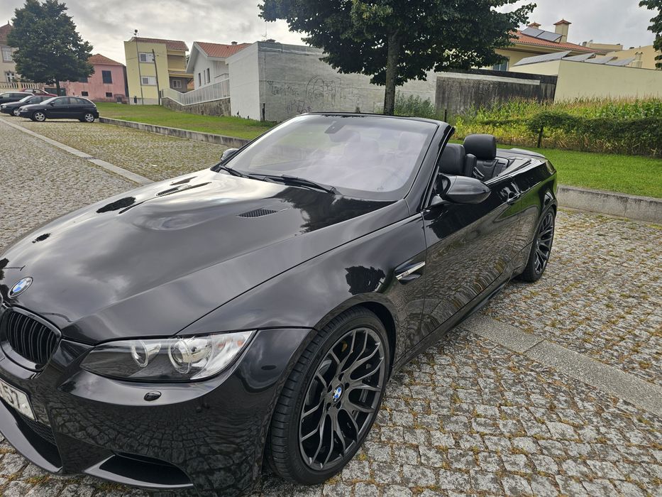 BMW M3 e93  2011