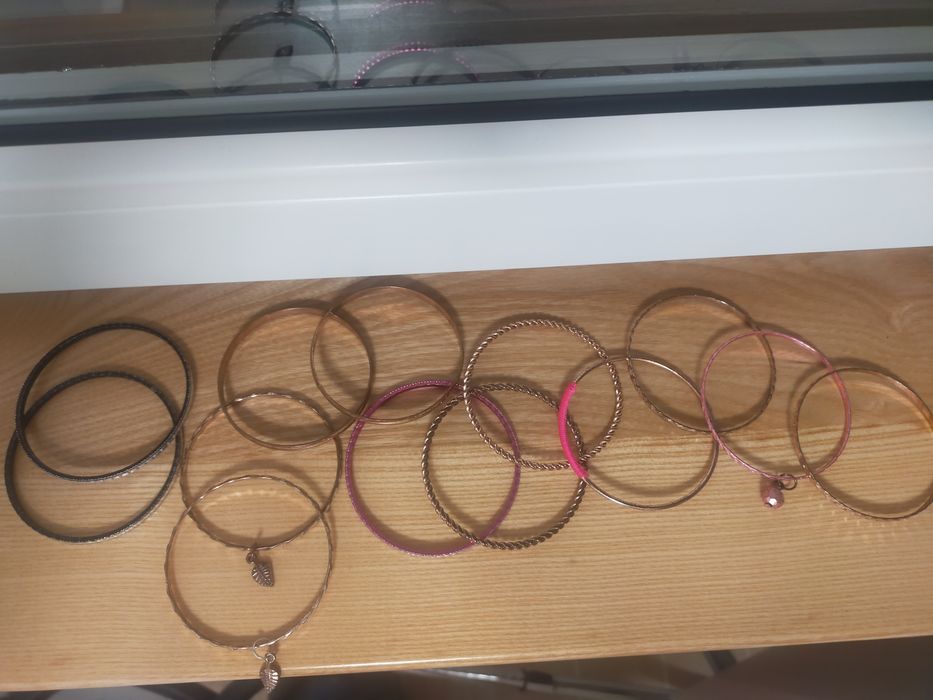 Bransoletki 13 szt