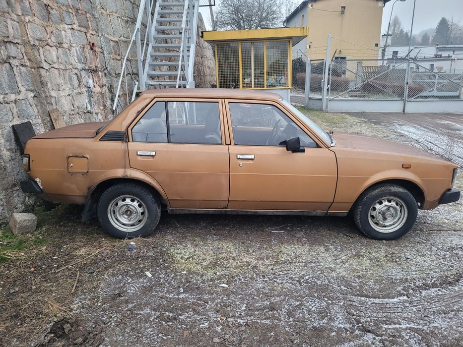 Toyota Corolla KE70 Tył Napęd Kultowy Japończyk 1980 rok