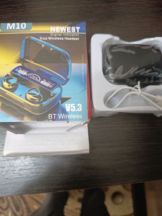 Продам новые наушники