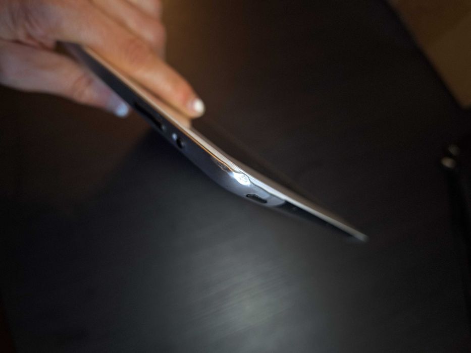Apple iPad 2nd Gen (A1396) 64GB