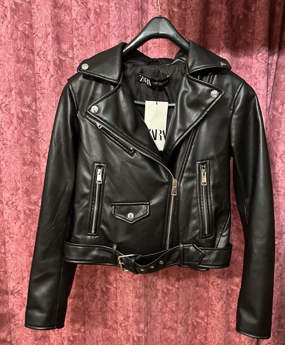 Косуха ZARA чорна