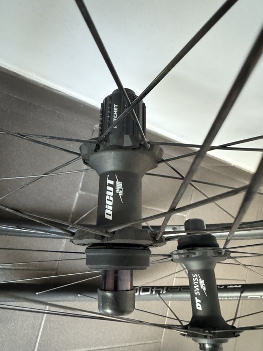 DT SWISS PR 1400 Dicut , Koła szosowe + opony