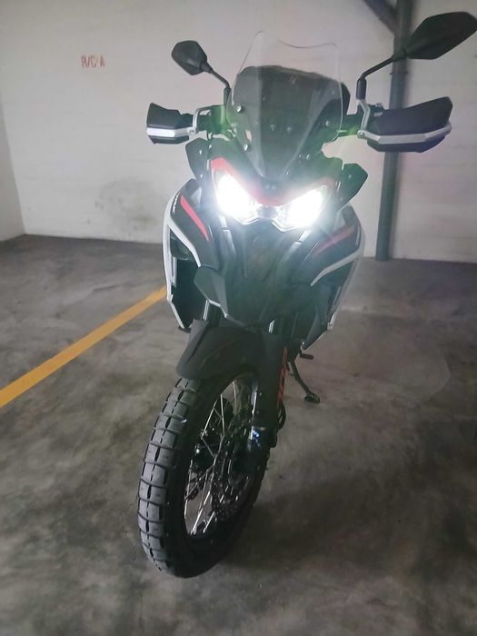 Mota Bennelli 702x,como nova