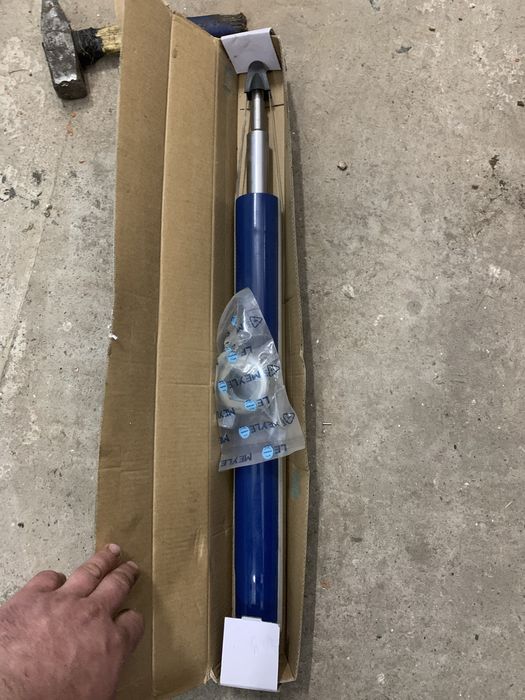 Продам амортизатор meyle