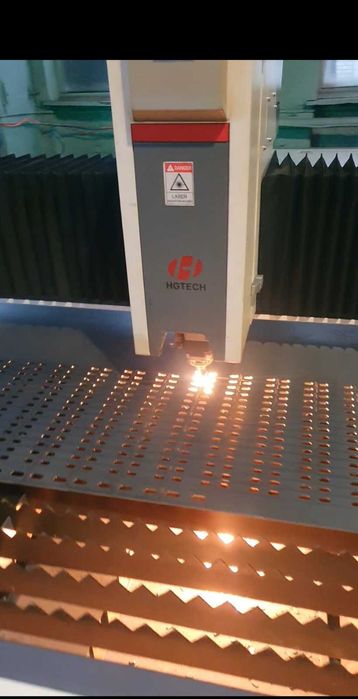 лазерна порізка металу Бортнічі