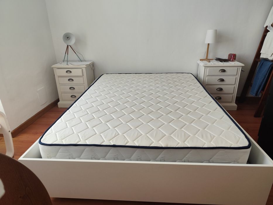 Cama de casal 140x190
