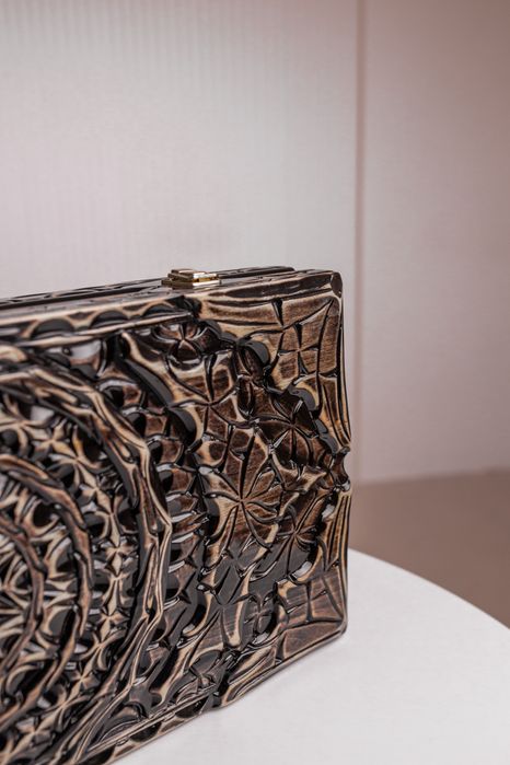 Шикарні дерев'яні різьблені нарди з дерева ручної роботи