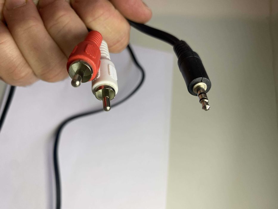 Kabel Audio Mini Jack 3.5mm - 2x RCA Cinch