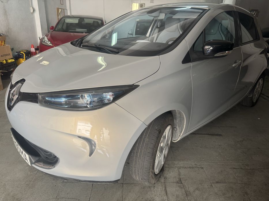 Renault Zoe muito bem estimado 100% eletrico foto 5