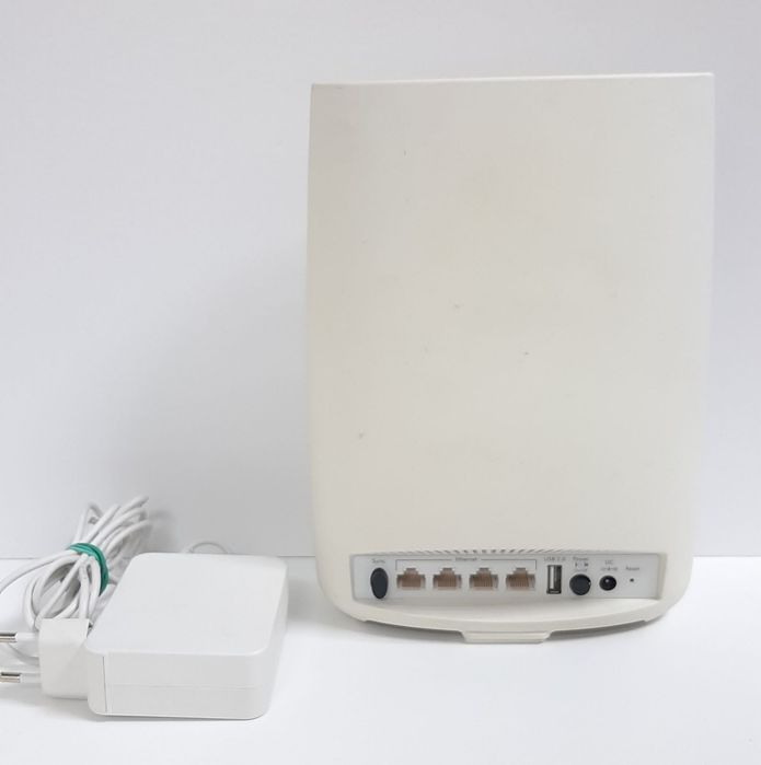 Продам   роутер 2-x диапозонный  Netgear Orbi RBS 50  гигабитный
