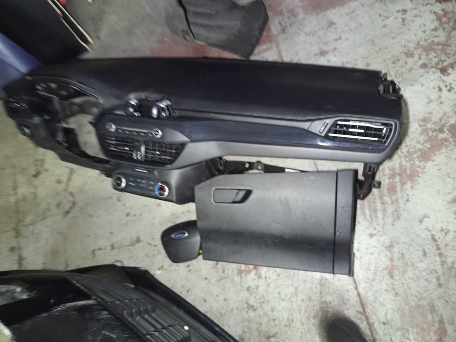 Ford Focus IV SW ST-Line 1.5 EcoBlue 2019 Peças