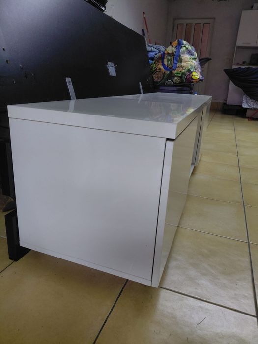 Movel de sala branco