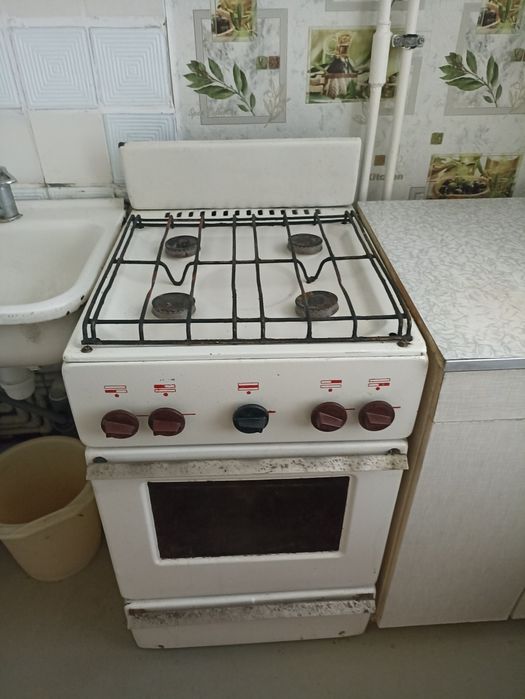 Газовая плита б/у
