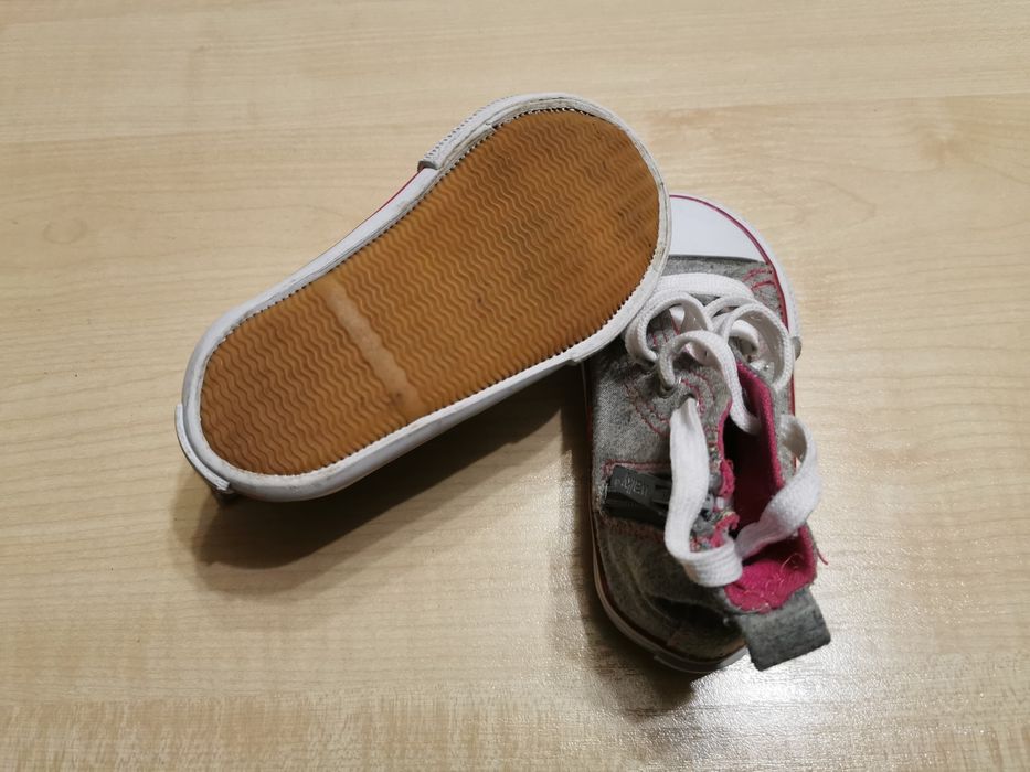 Kozaczki, adidaski i 2 x trampki