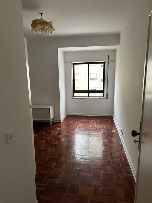 T1 Próximo Igreja Benfica