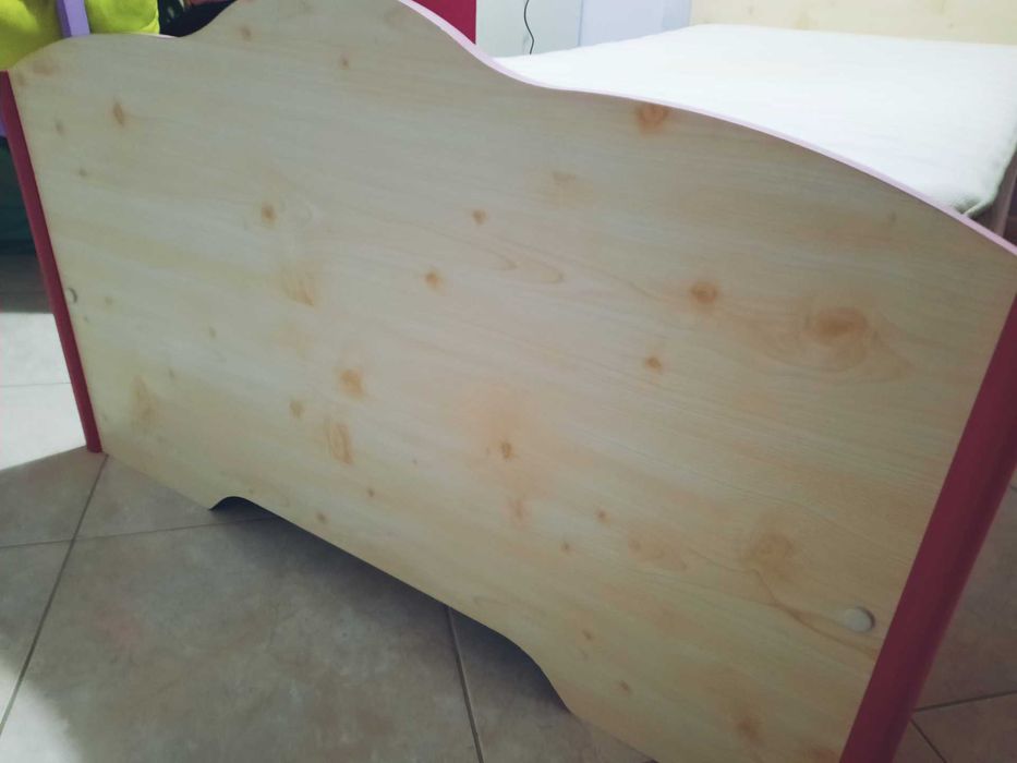 Cama solteiro menina