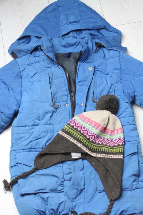 Курточка, джинсы, шапка на девочку 5-7 лет