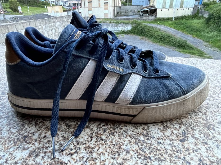 Sapatilhas Adidas  tam. 44.3