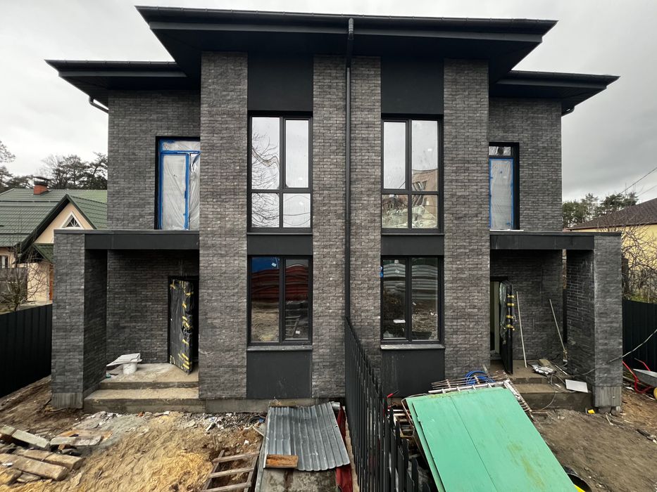 Сучасний ДУПЛЕКС в центрі міста, напроти парку Правика.