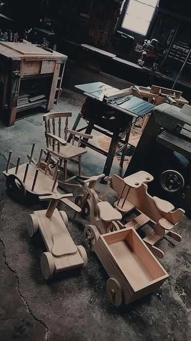 Brinquedos de madeira