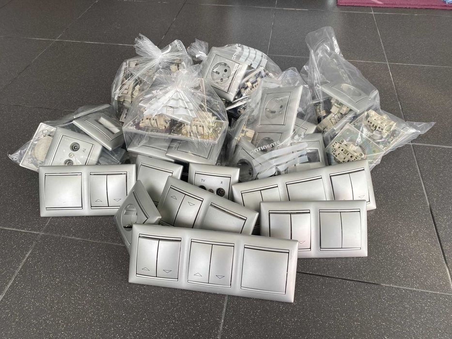 Aparelhagem encastrar Legrand Valena interruptores comutadores estores