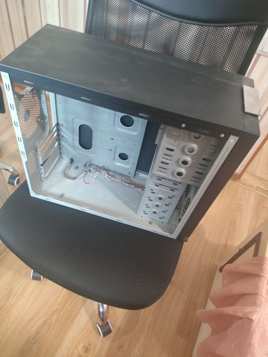 Корпус пк, Повно розмірний , atx mAtx