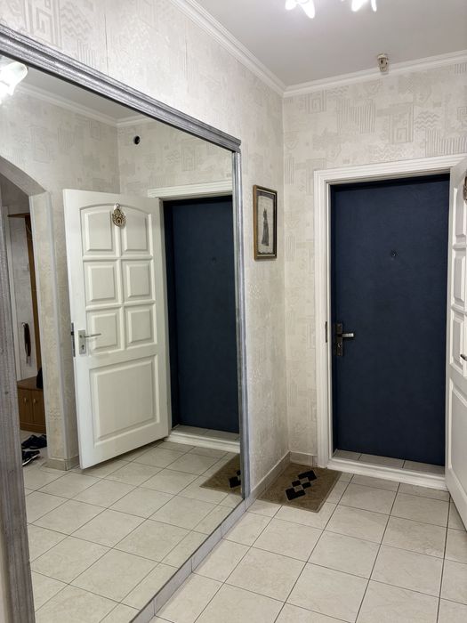 Продаж Бажана 36, 3кім., м.Харківська з видом на два озера