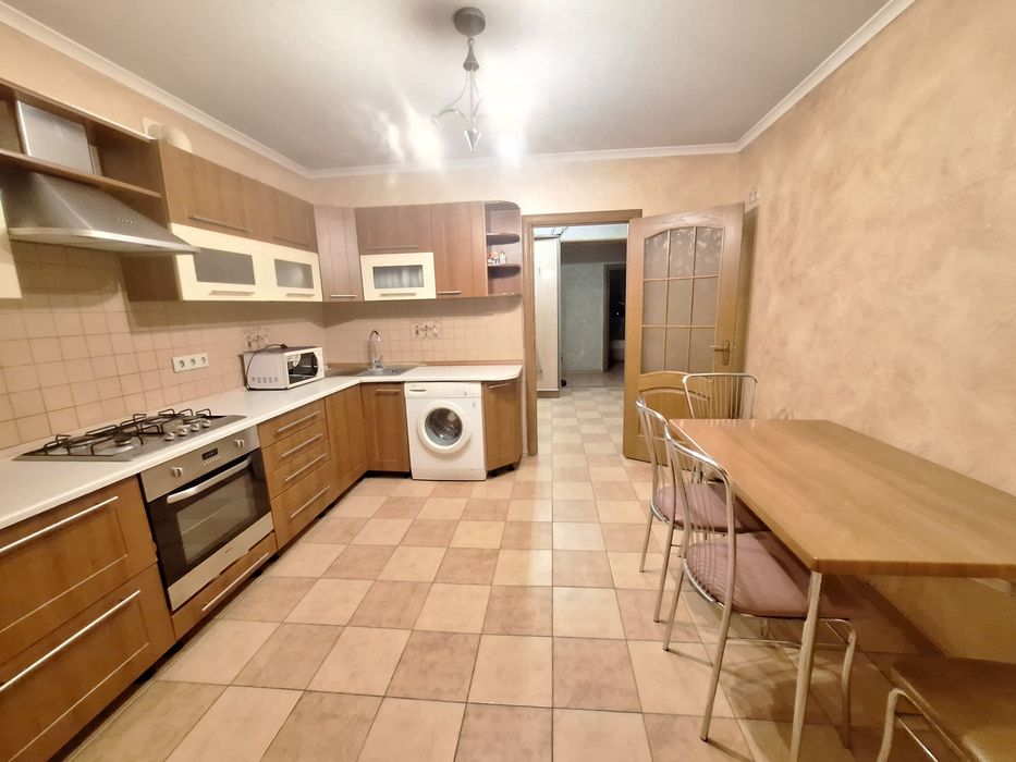 3 кімнатна новобудова р-н. вокзалу