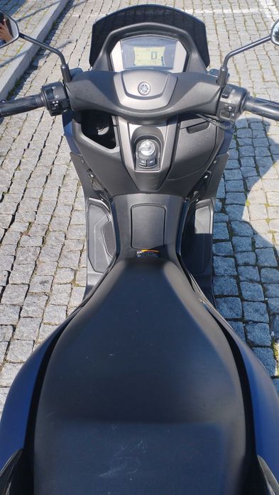 Scooter Yamaha NMax 125 connect bom estado Nov2021