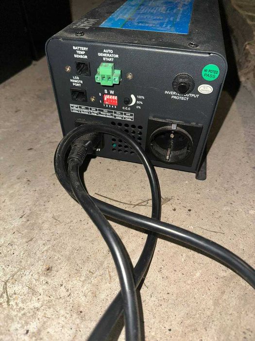 Аварійне живлення VOLT POLSKA POWER SINUS 1500W 12/230V (1500/3000)