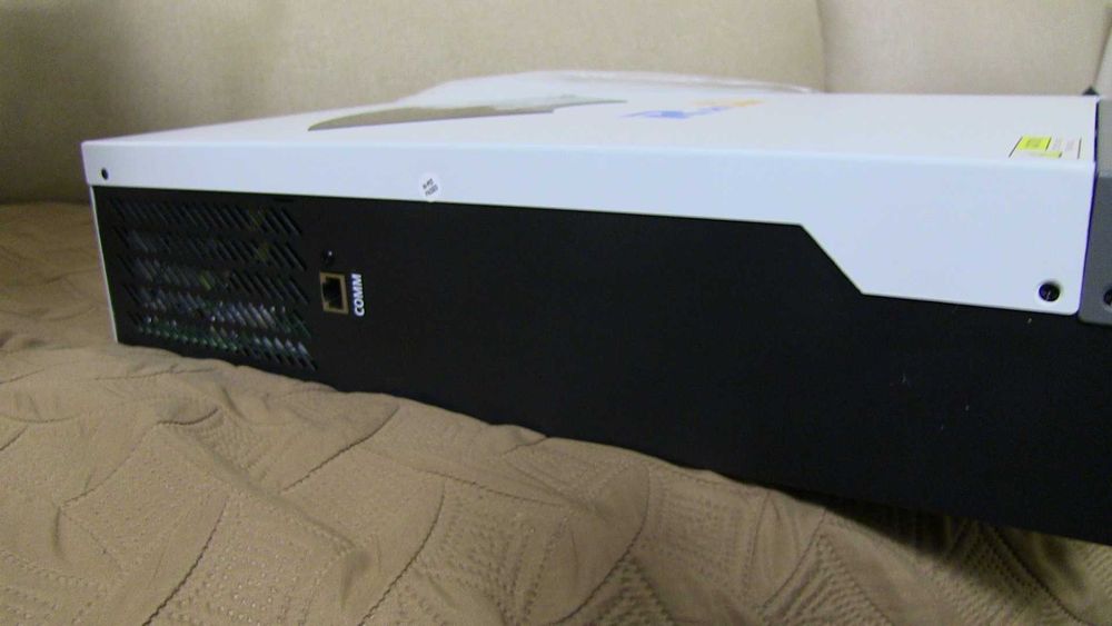 Гібридний сонячний інвертор RAISUN  
RSI46-5.5KW 48 В, 5,5кВт