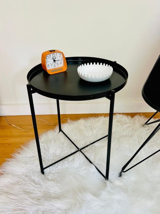 Cadeira DSR em preto de Charles & Eames para Vitra