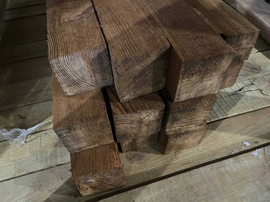 Сосновый брус 100 х 100 обработка отработкой, самовывоз 10 см х 10 см