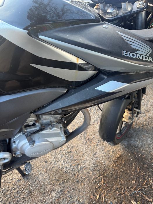 Vendo Cbf125 de 2011