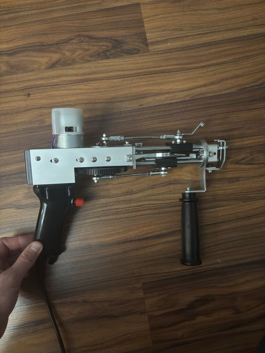 Тафтинговий пістолет