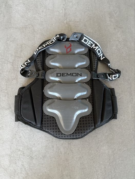 Захист спини Demon