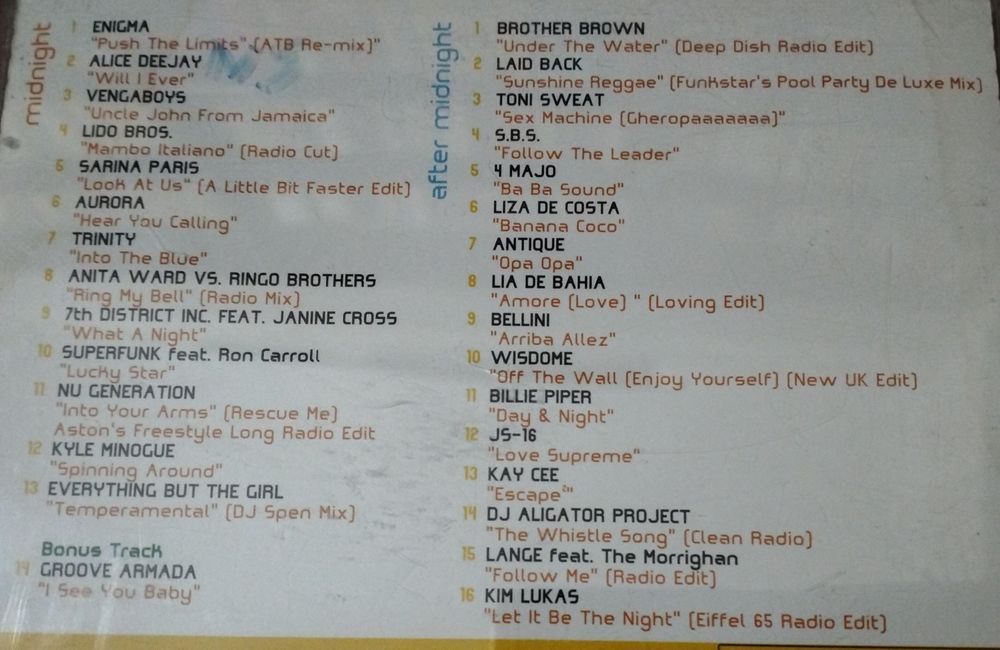 Duplo CD "Up All Night: 30 MegaDanceHits" do ano 2000