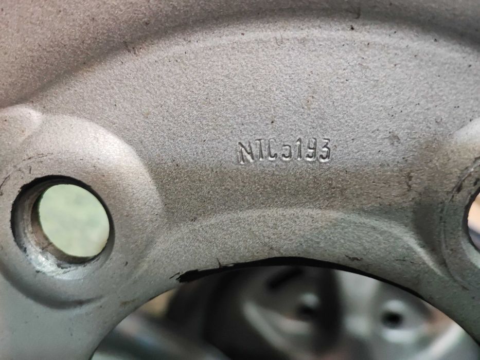 4 jantes semi novas da Land rover