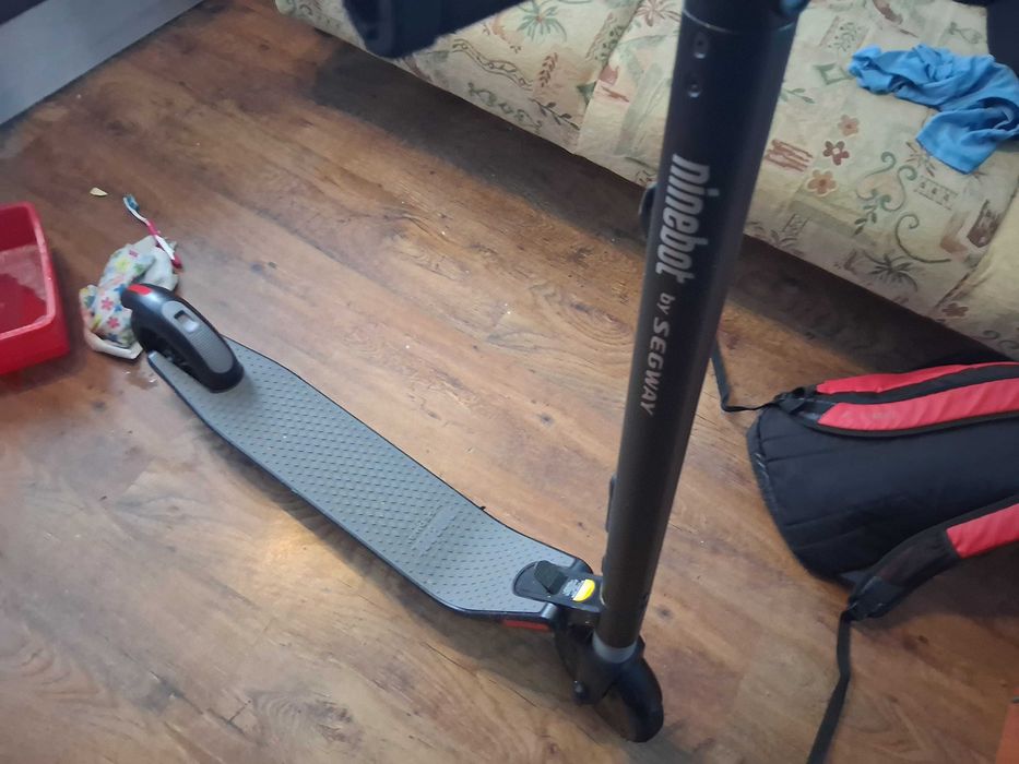 Hulajnoga elektryczna ninebot