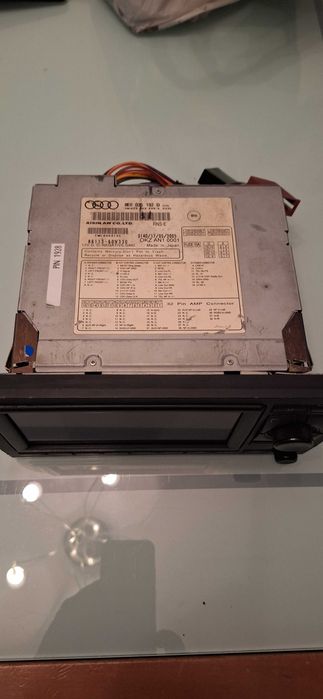 Vendo radio audi rns e a4 navigation plus + acessórios...