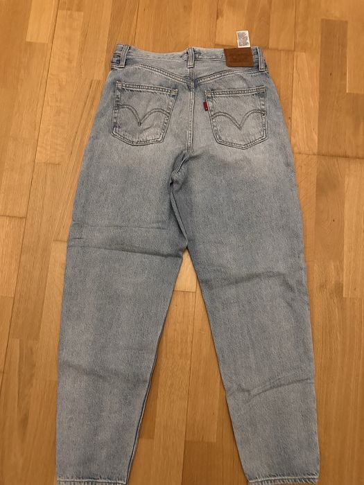 Джинсы Levis (high loose taper)