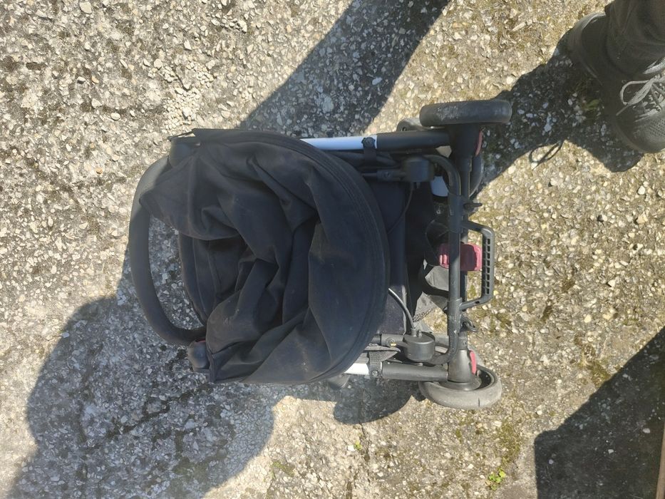 Carrinho de Passeio Dobrável