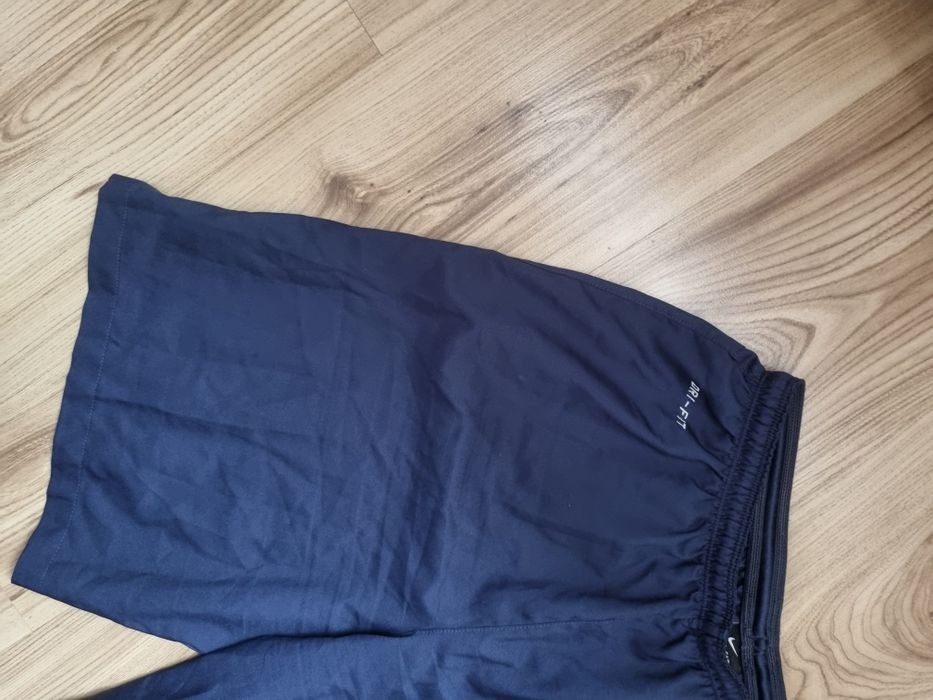 Spodenki szorty Nike M 38 granatowe